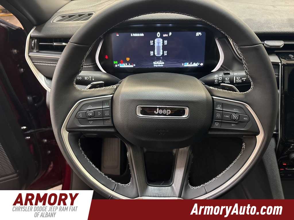 Thumbnail: 2025 Jeep Grand Cherokee - 13