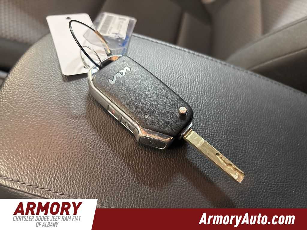 Thumbnail: 2023 Kia Soul - 20