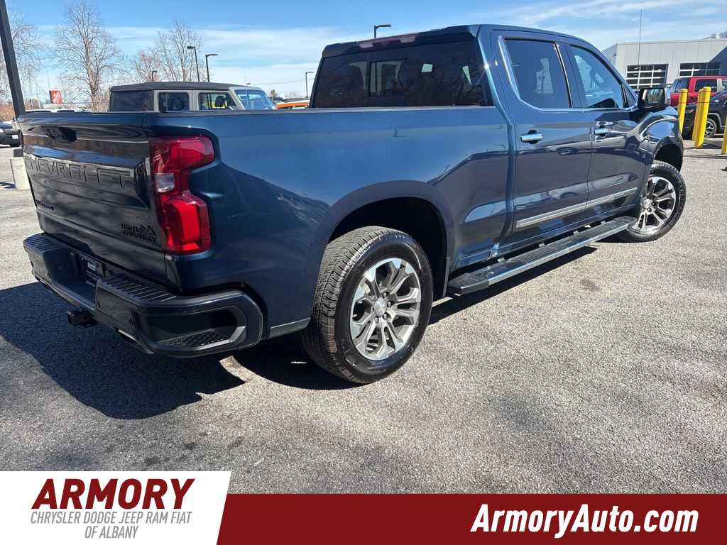 Thumbnail: 2022 Chevrolet Silverado 1500 - 4