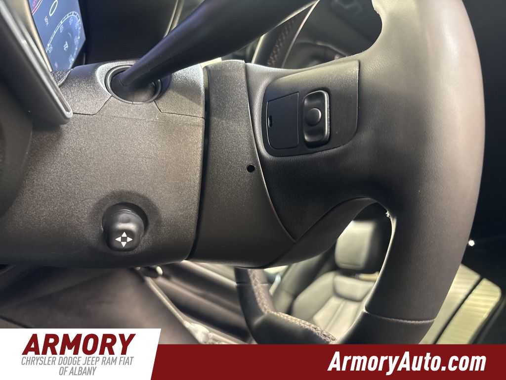 Thumbnail: 2024 Jeep Wagoneer - 13