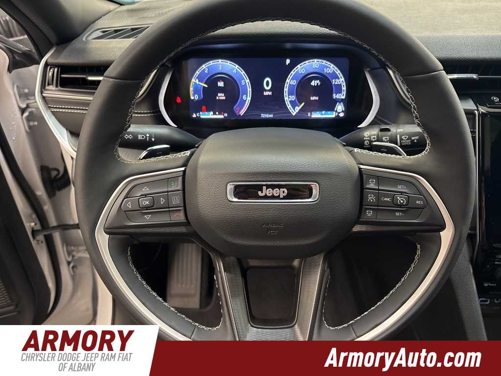 Thumbnail: 2025 Jeep Grand Cherokee - 13