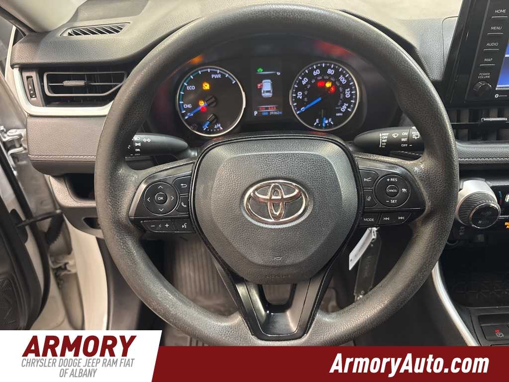 Thumbnail: 2022 Toyota RAV4 - 11