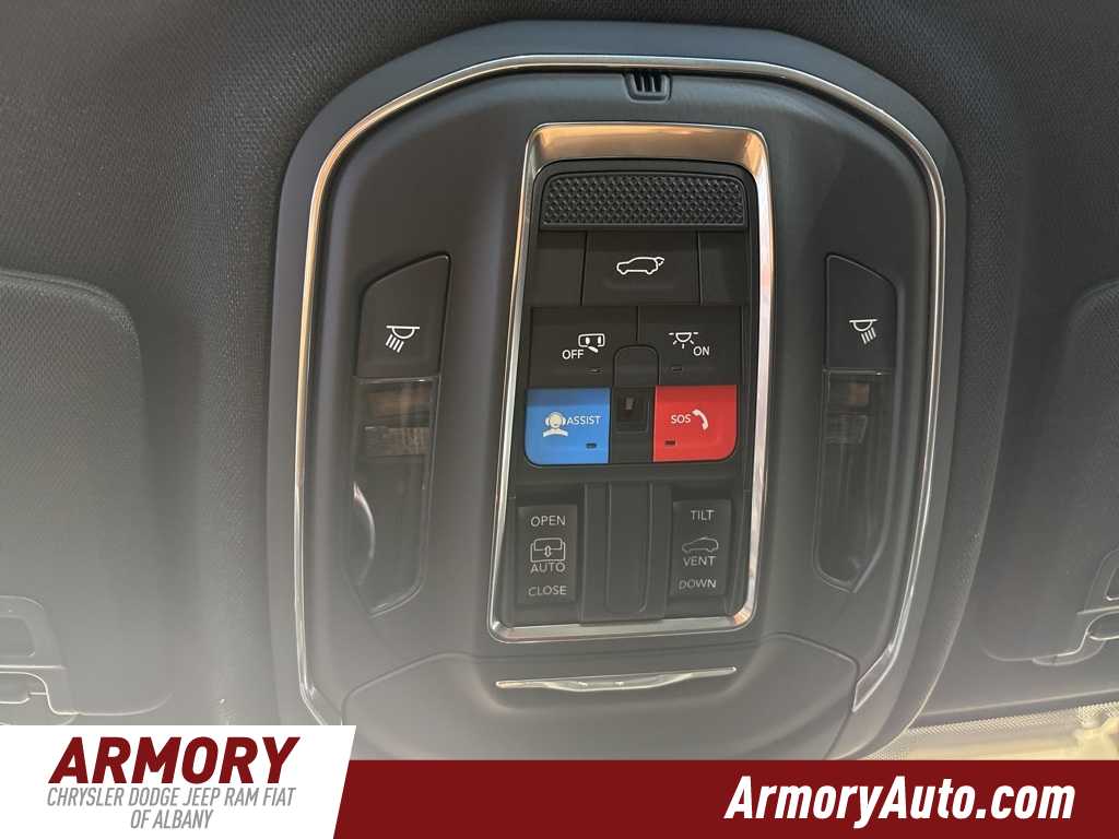 Thumbnail: 2025 Jeep Grand Cherokee L - 21