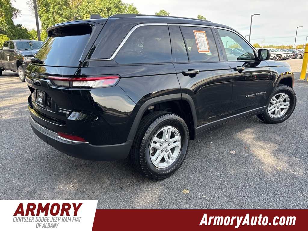 Thumbnail: 2022 Jeep Grand Cherokee - 4