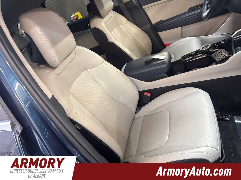 Thumbnail: 2023 Kia Sportage - 40