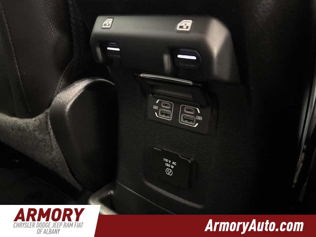 Thumbnail: 2022 Jeep Wrangler - 36