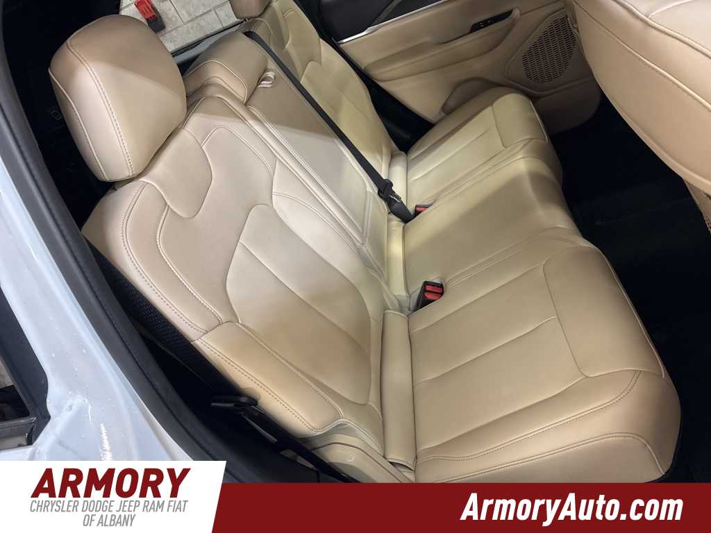 Thumbnail: 2023 Jeep Grand Cherokee - 33