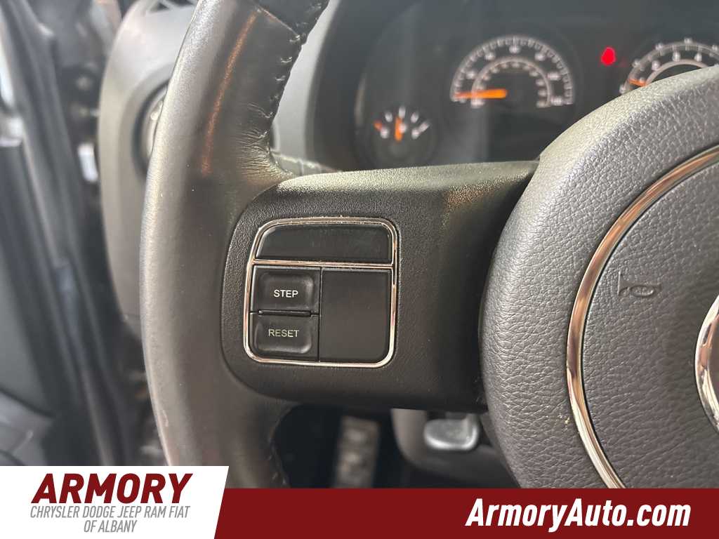 Thumbnail: 2016 Jeep Patriot - 14