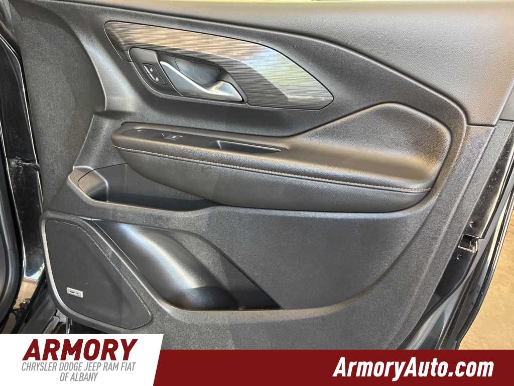 Thumbnail: 2020 GMC Terrain - 38