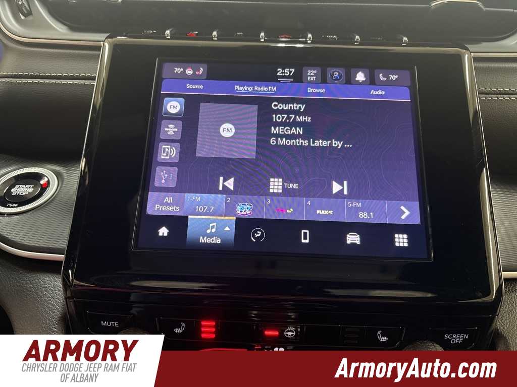 Thumbnail: 2025 Jeep Grand Cherokee - 16