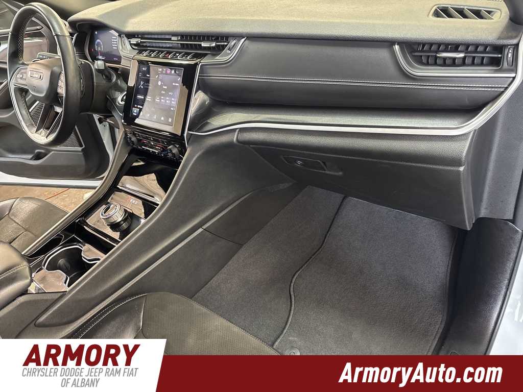 2022 Jeep Grand Cherokee L Altitude 43