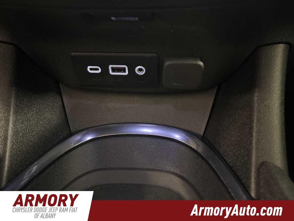 Thumbnail: 2023 Chevrolet Malibu - 19