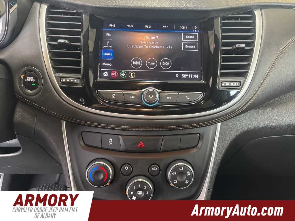 Thumbnail: 2020 Chevrolet Trax - 15