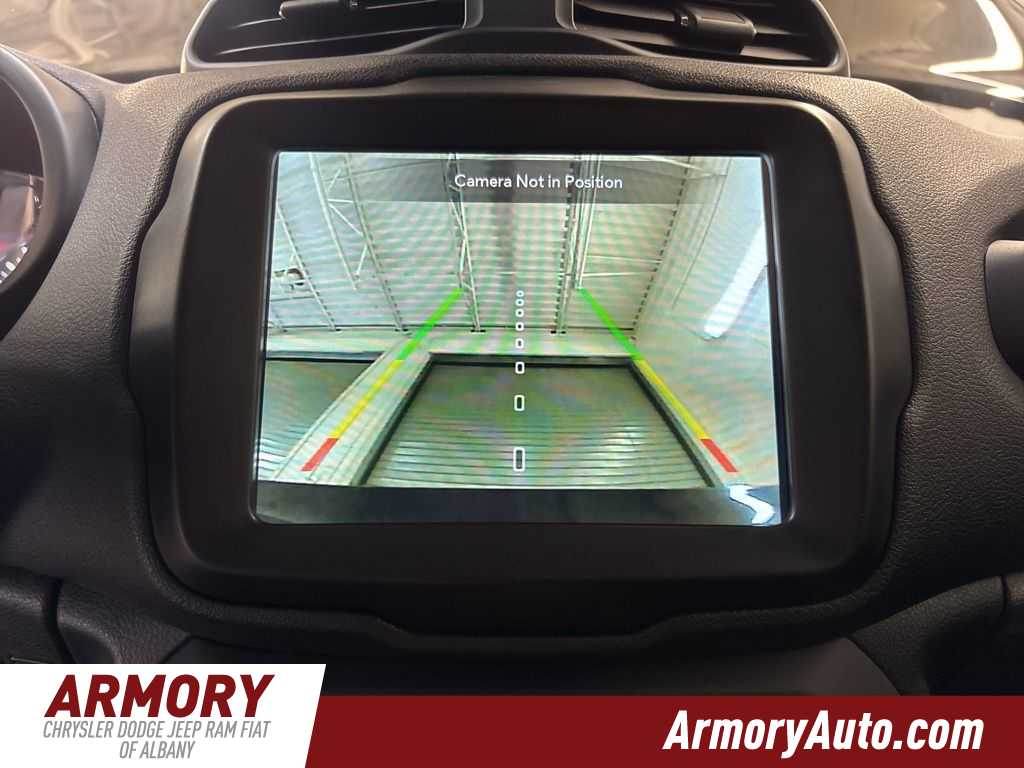 Thumbnail: 2023 Jeep Renegade - 17