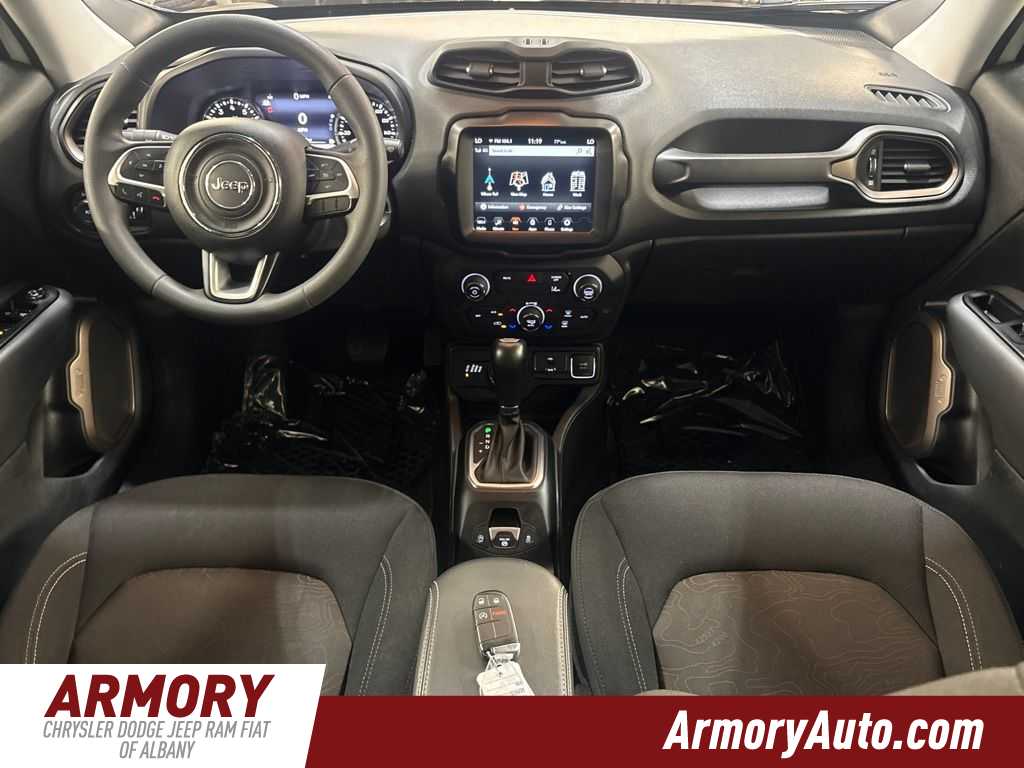 Thumbnail: 2023 Jeep Renegade - 33