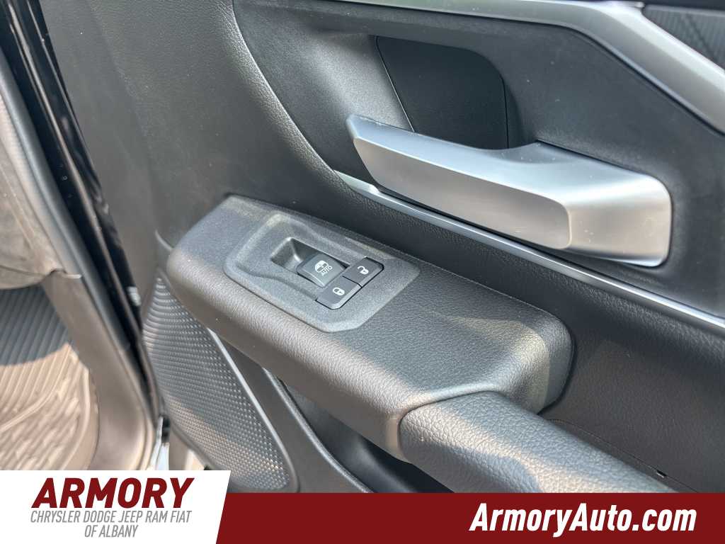 Thumbnail: 2026 RAM 1500 - 36