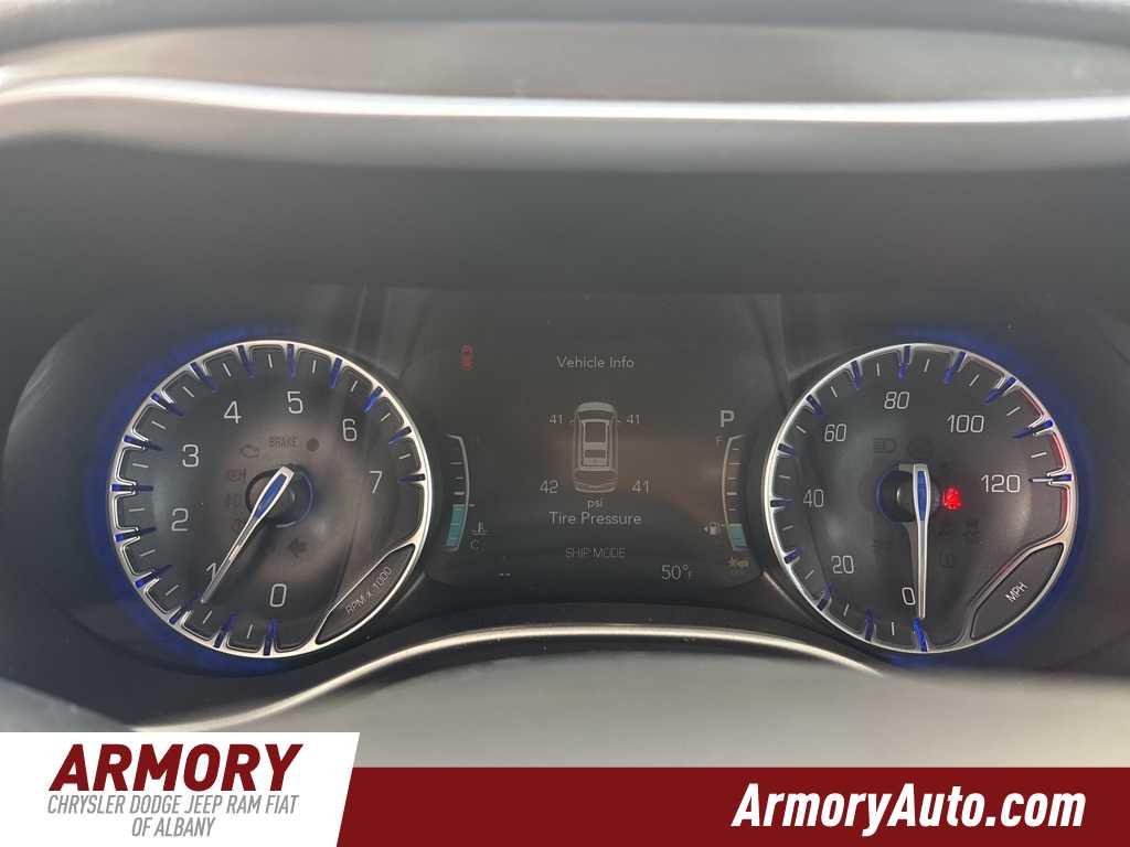 Thumbnail: 2026 Chrysler Pacifica - 13