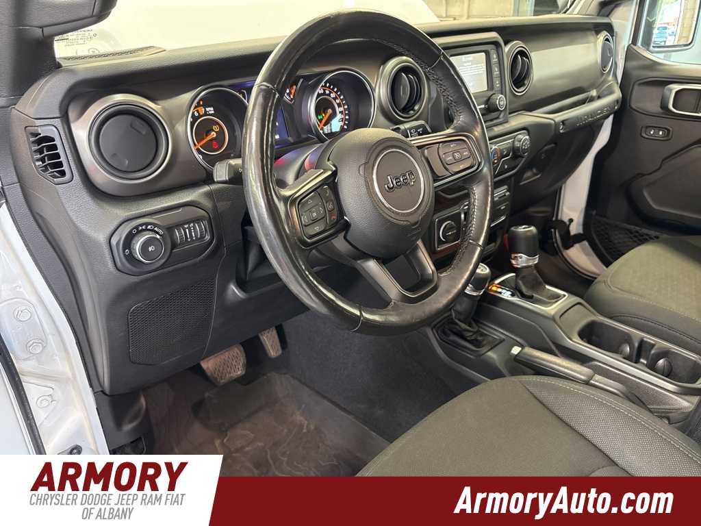 Thumbnail: 2019 Jeep Wrangler - 9