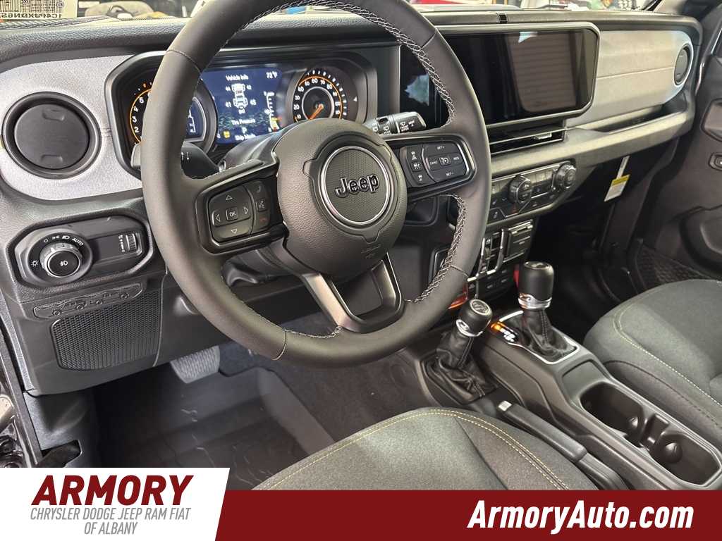 Thumbnail: 2025 Jeep Wrangler - 9