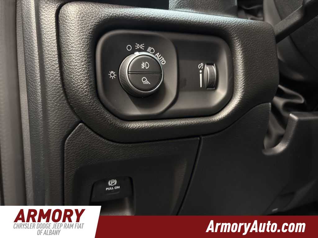 Thumbnail: 2026 RAM 1500 - 10