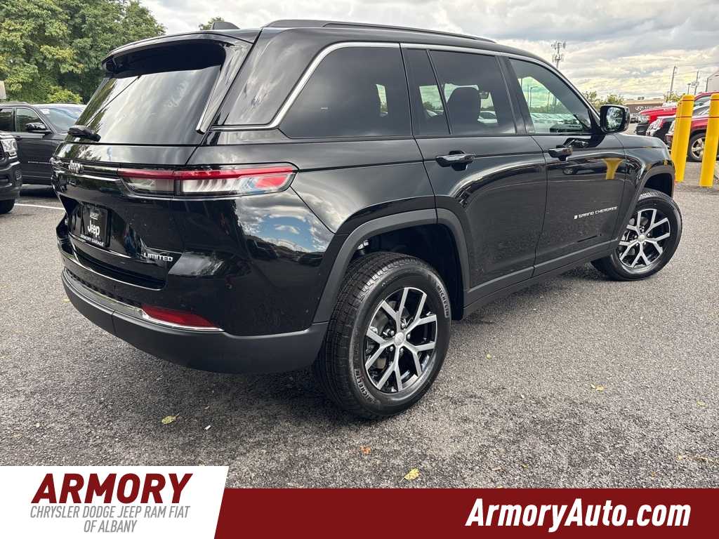 Thumbnail: 2025 Jeep Grand Cherokee - 4