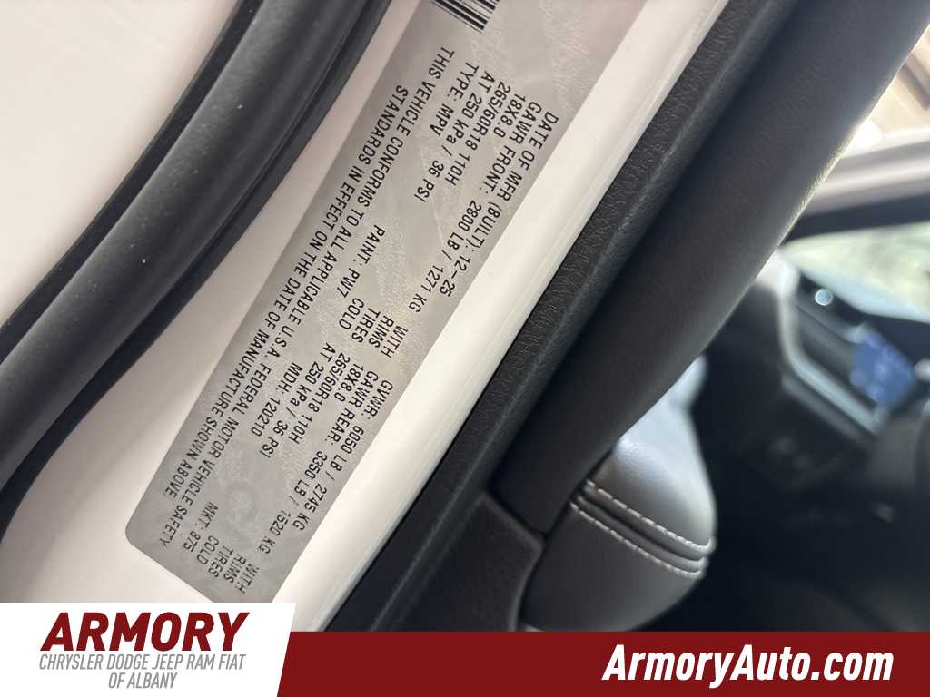 Thumbnail: 2026 Jeep Grand Cherokee - 46