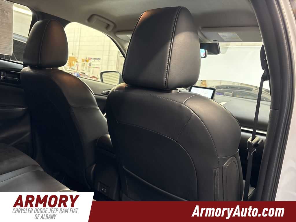 Thumbnail: 2024 Mitsubishi Eclipse Cross - 32