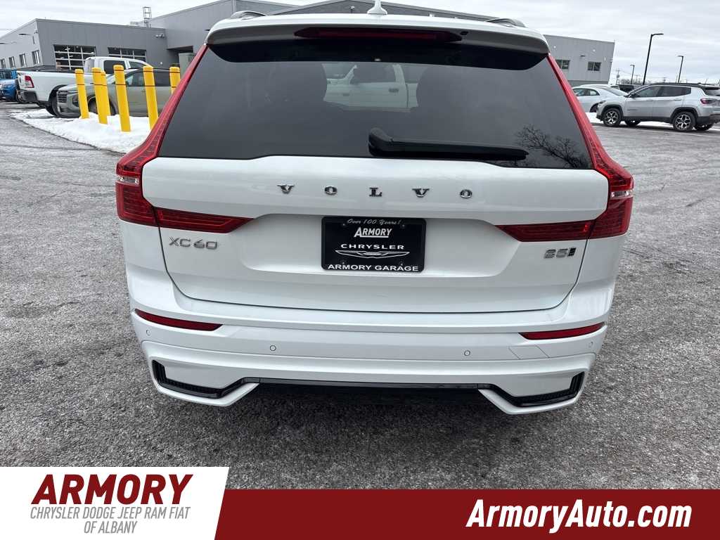 Thumbnail: 2024 Volvo XC60 - 5