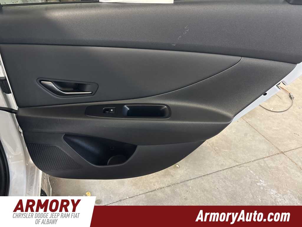 Thumbnail: 2023 Hyundai Elantra - 28