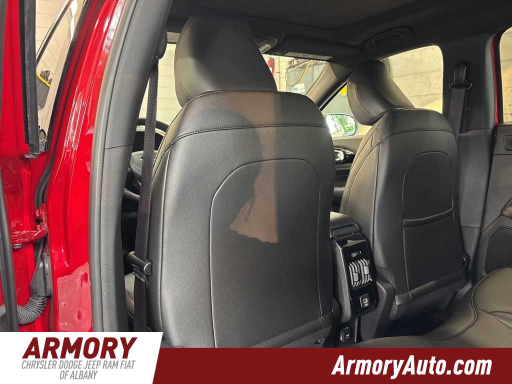 Thumbnail: 2025 Jeep Compass - 22