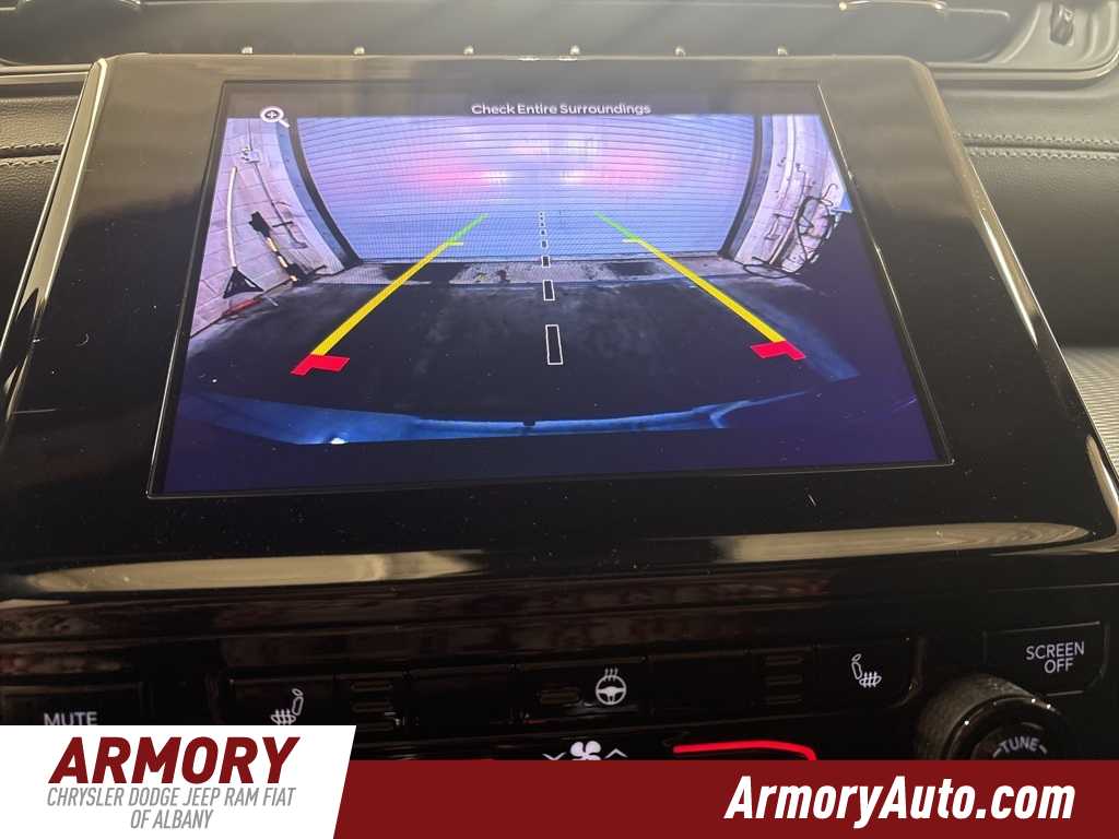 Thumbnail: 2025 Jeep Grand Cherokee - 17