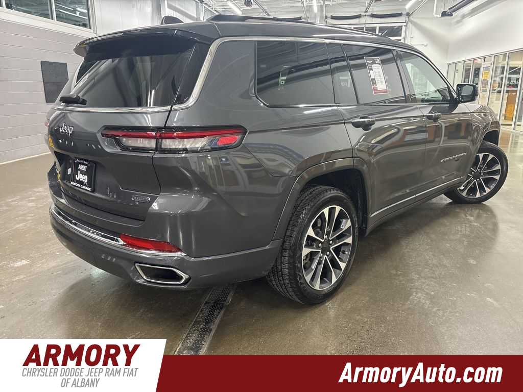 Thumbnail: 2023 Jeep Grand Cherokee L - 4