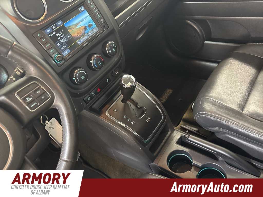 Thumbnail: 2016 Jeep Patriot - 17