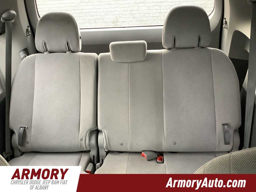 Thumbnail: 2020 Toyota Sienna - 24