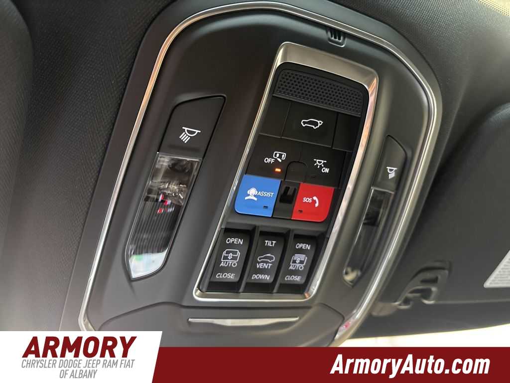 Thumbnail: 2026 Jeep Grand Wagoneer - 24