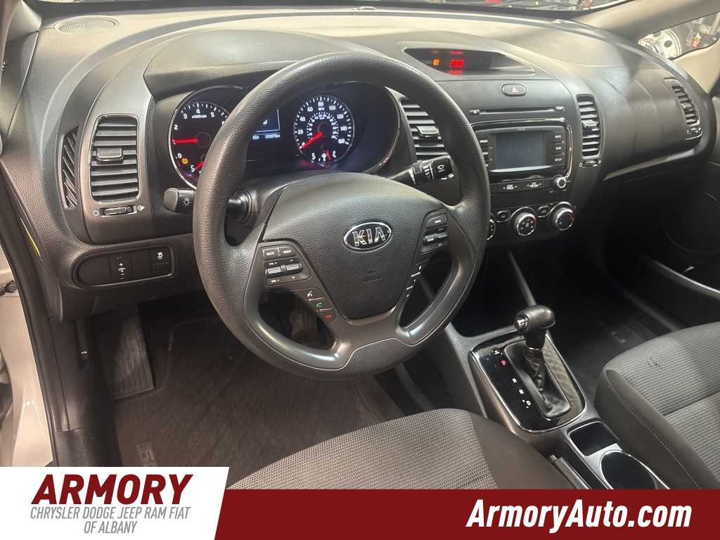 Thumbnail: 2018 Kia Forte - 9