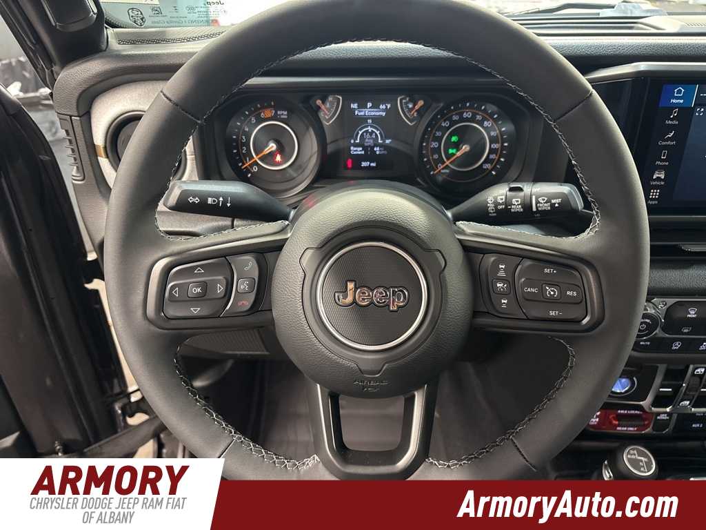 Thumbnail: 2025 Jeep Wrangler - 13