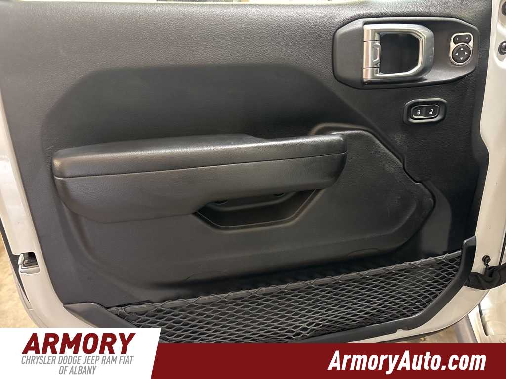 Thumbnail: 2021 Jeep Gladiator - 7