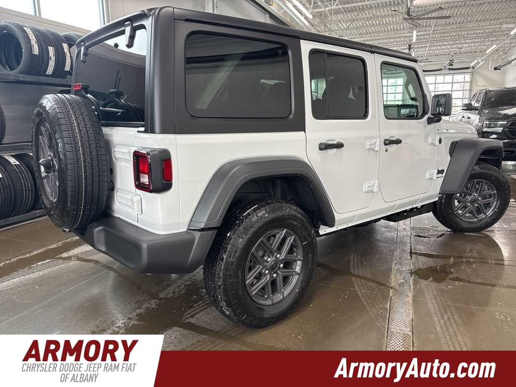 Thumbnail: 2026 Jeep Wrangler - 4