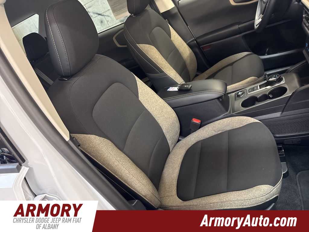 Thumbnail: 2025 Ford Bronco Sport - 38