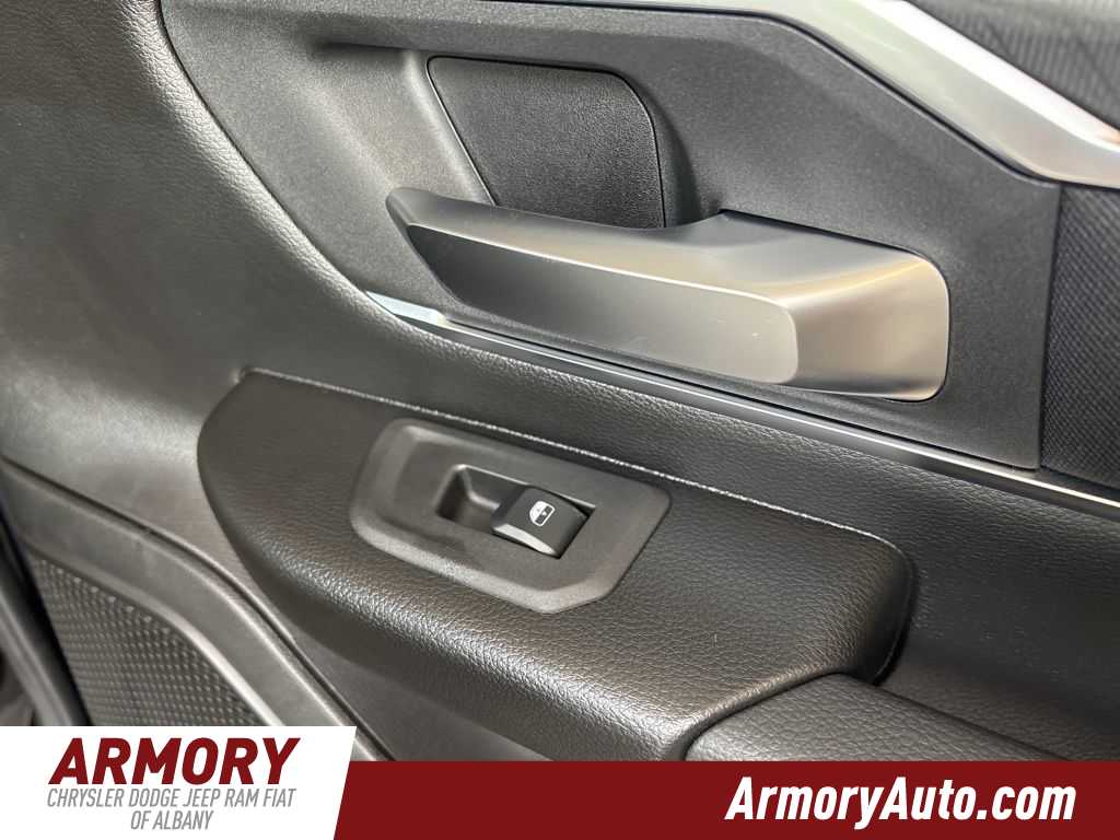 Thumbnail: 2026 RAM 1500 - 22