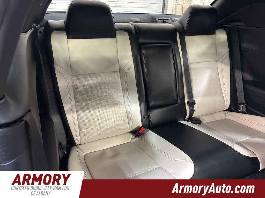 Thumbnail: 2015 Dodge Challenger - 27