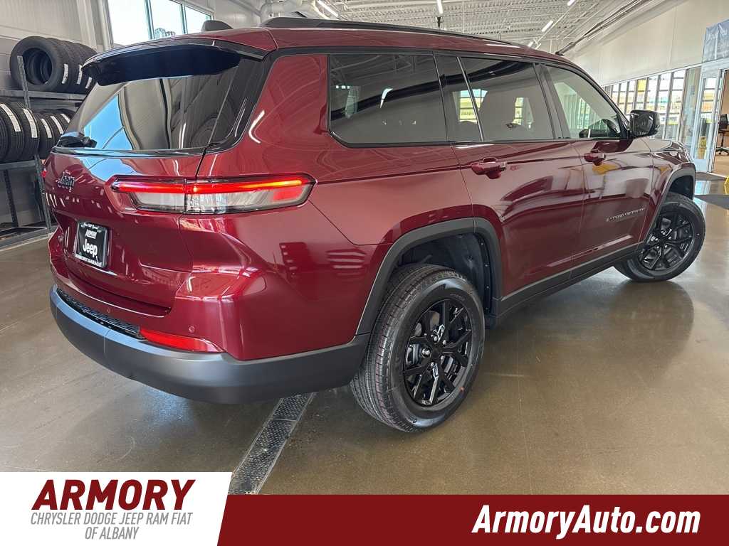 Thumbnail: 2025 Jeep Grand Cherokee L - 4