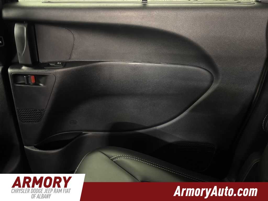 Thumbnail: 2026 Chrysler Pacifica - 30