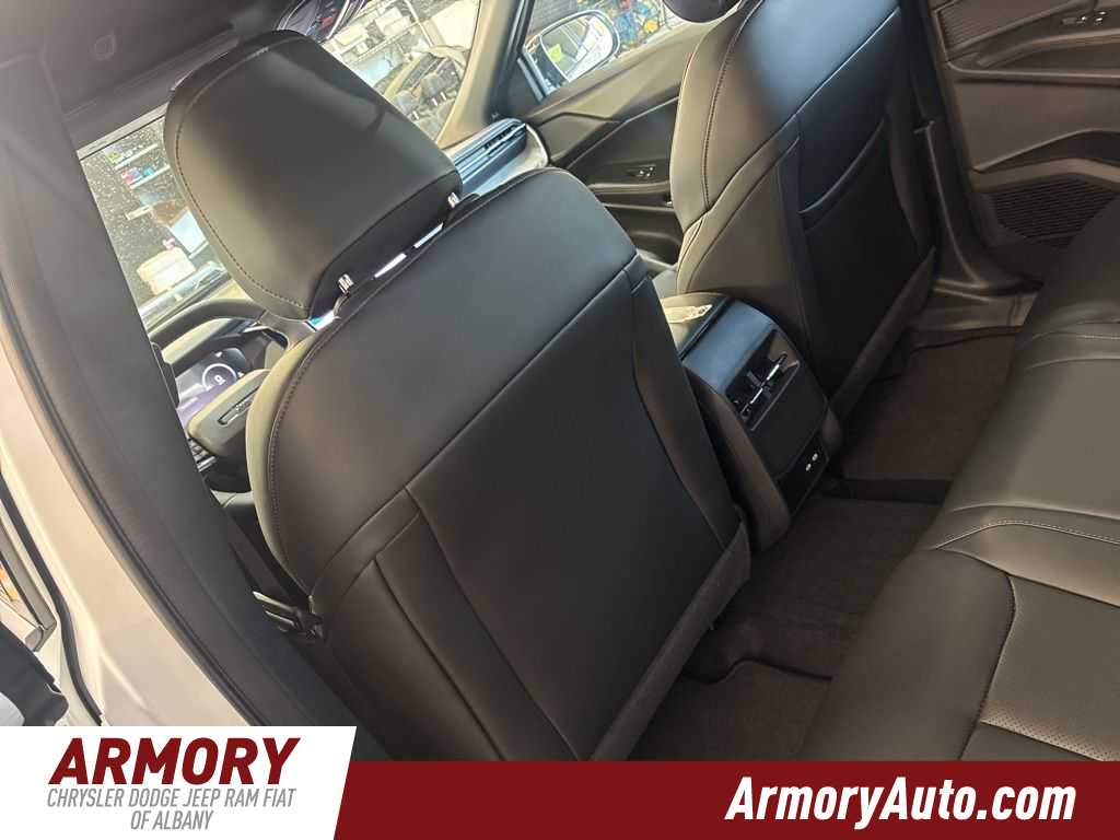 Thumbnail: 2026 Jeep Cherokee - 26