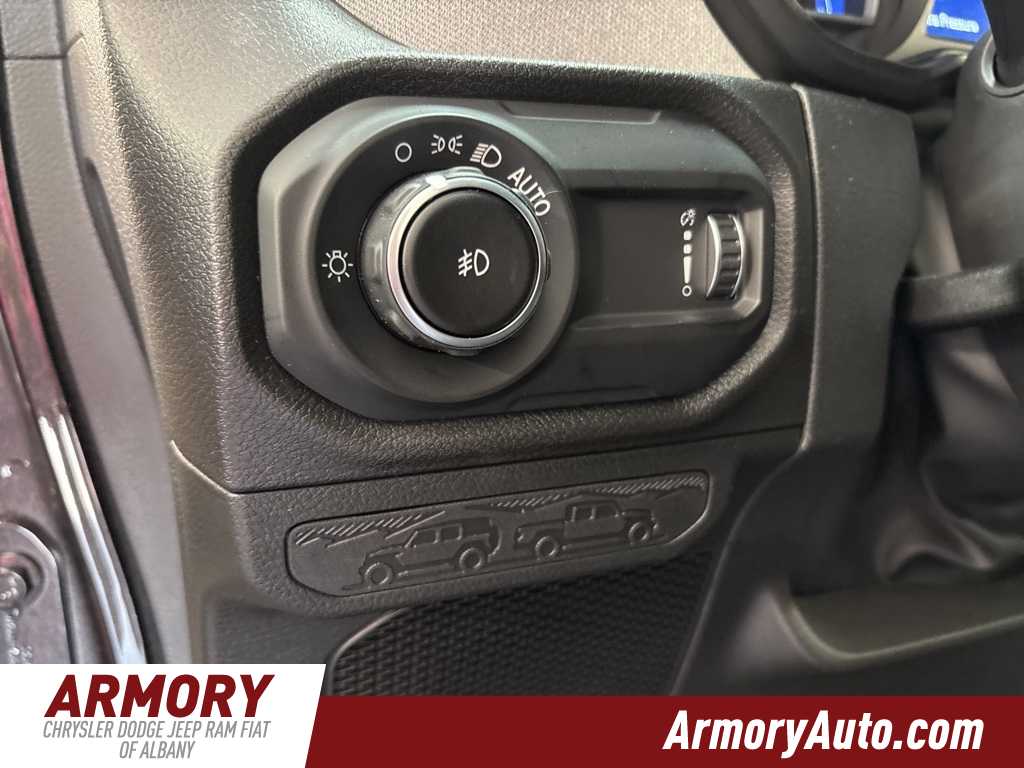 Thumbnail: 2025 Jeep Wrangler - 10