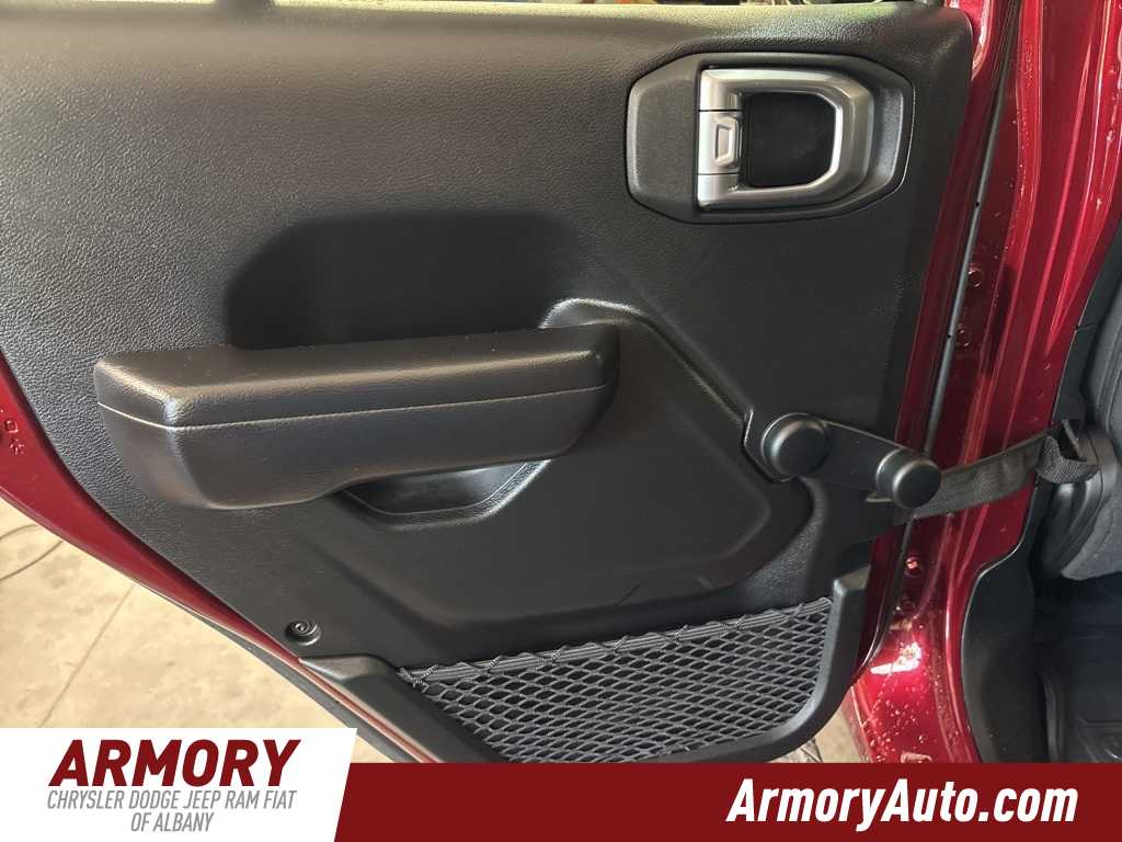 Thumbnail: 2021 Jeep Wrangler - 23