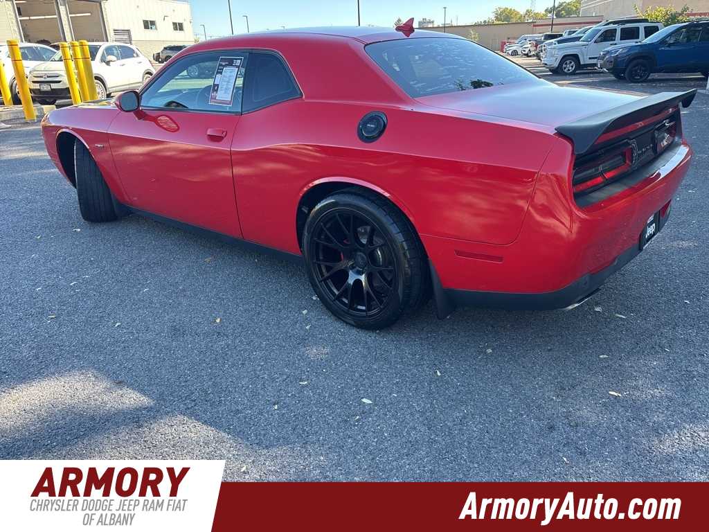 Thumbnail: 2017 Dodge Challenger - 6