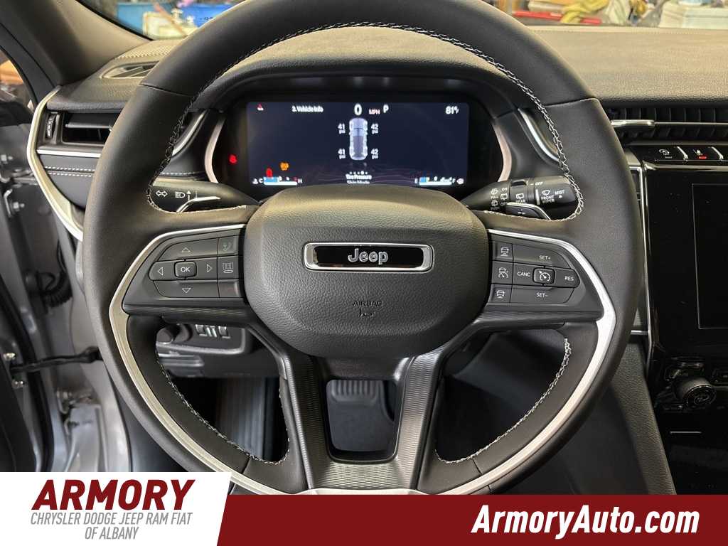 Thumbnail: 2025 Jeep Grand Cherokee - 13