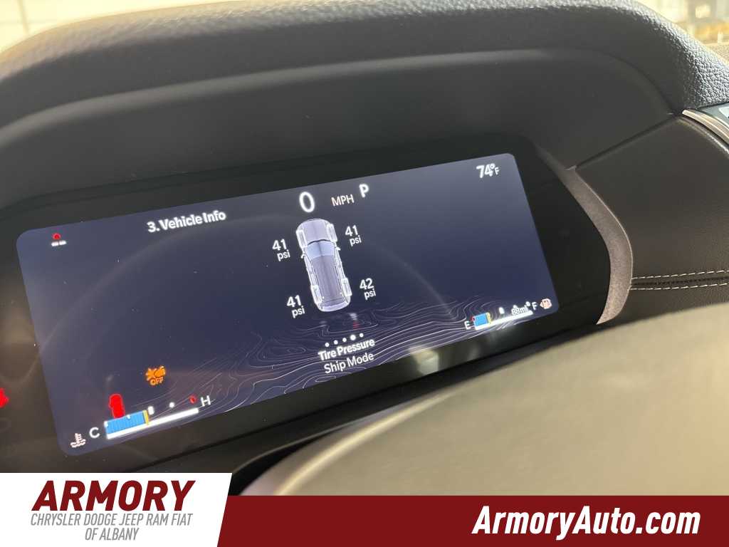 Thumbnail: 2025 Jeep Grand Cherokee - 17